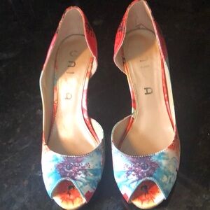 UNISA, size 6M, 3” open toe